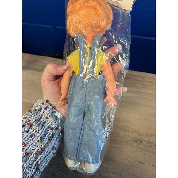 Vintage Blue Jeans Doll Made in Hong Kong - NIP - Picture 3 of 7